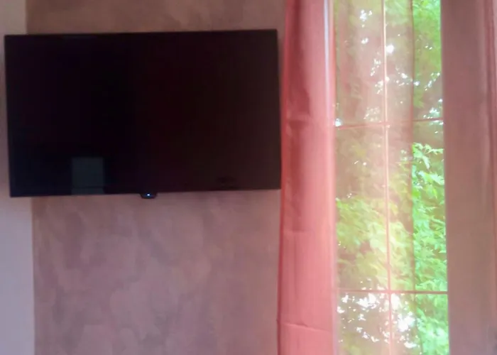 Agriturismo La Figarola Κατάλυμα σε φάρμα *