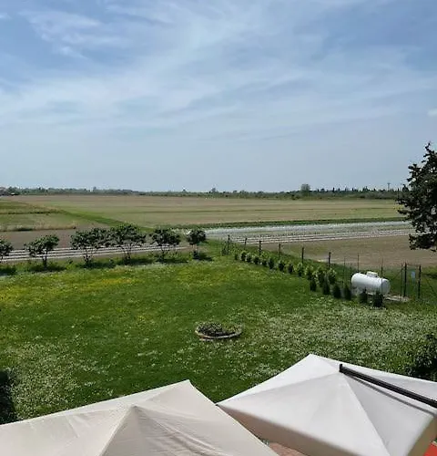 Agriturismo La Figarola Κατάλυμα σε φάρμα Fossalon