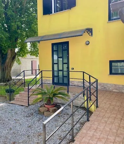 Agriturismo La Figarola Κατάλυμα σε φάρμα